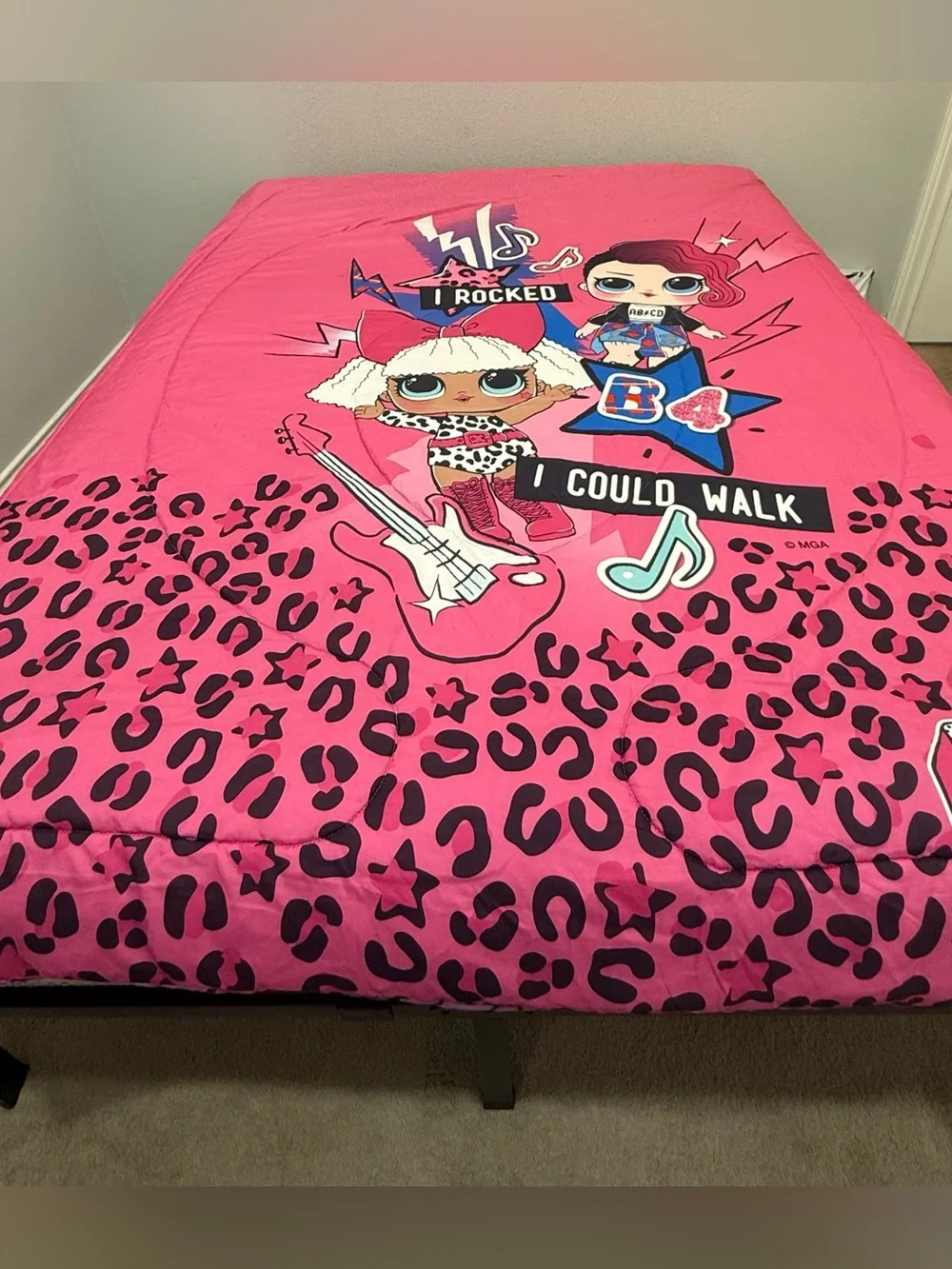 L.O.L. Surprise Reversible Twin/Full Comforter Pink Purple 72x86